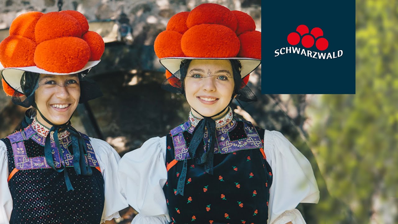 #vistblackforest - Was denken junge Bollenhutm&auml;dels &uuml;ber ihre Tracht?