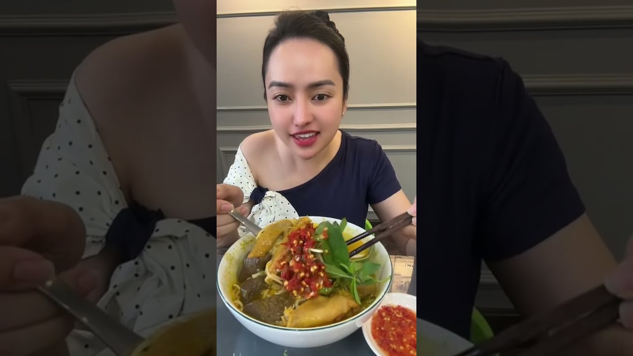 Mời mọi người Mukbang Bún Gà Cà Ri, Bún Giò Heo, Bún Mắm Hải Sản, Bánh Canh với em nghen