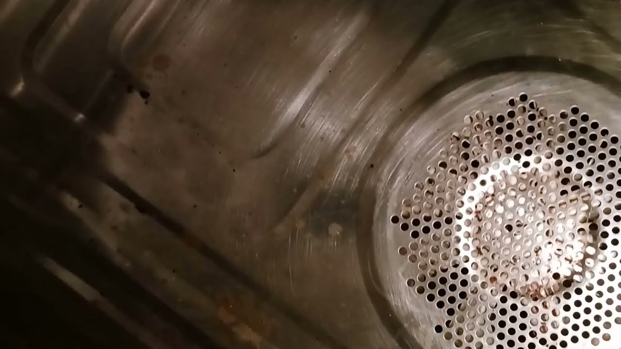 What happens if I microwave my cell phone ?