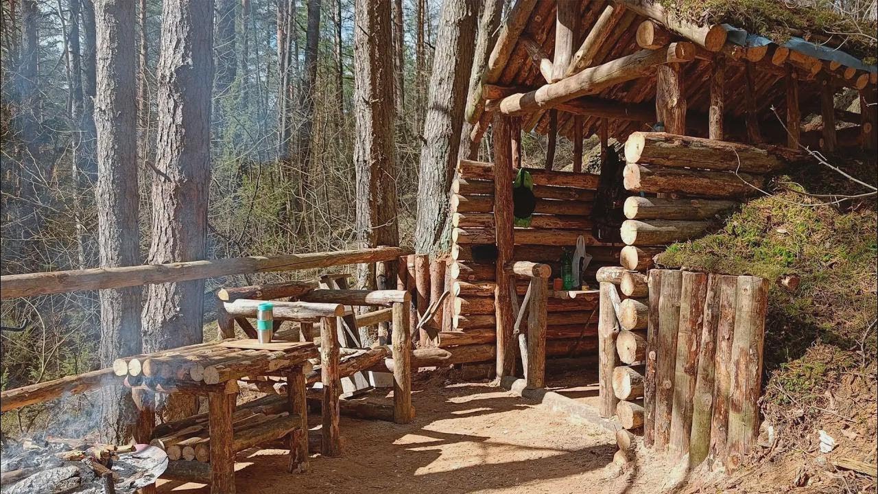 Refugio en el bosque: noche al aire libre y t&eacute;cnicas de supervivencia