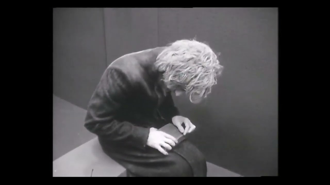 ghost trio - Samuel Beckett - 1977