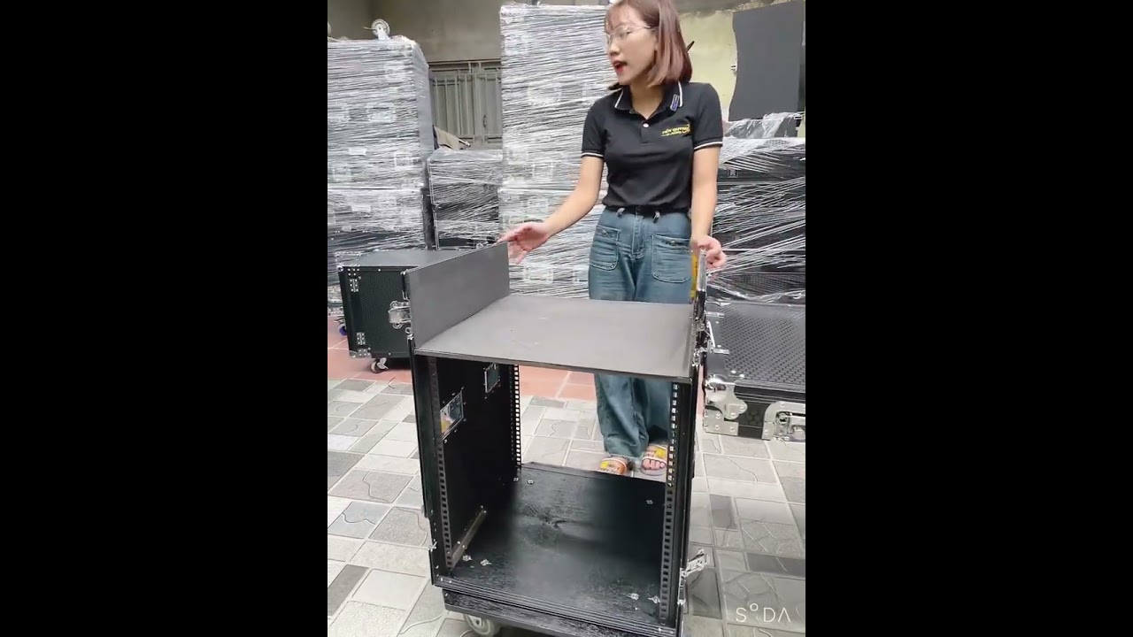 Tủ thiết bị &acirc;m thanh 12u c&oacute; mixer sự kiện chuy&ecirc;n nghiệp ! H&agrave;ng l&agrave;m kỹ đ&oacute;ng chắc chắn !