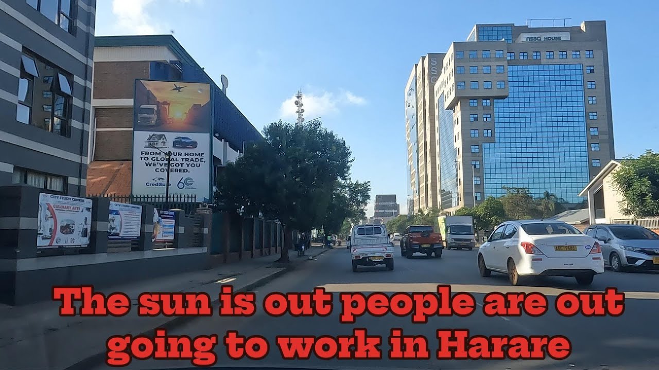 Zimbabweans are hardworking people #zimbabwe #harare #africa ##roads #traffic #travel #tourist 