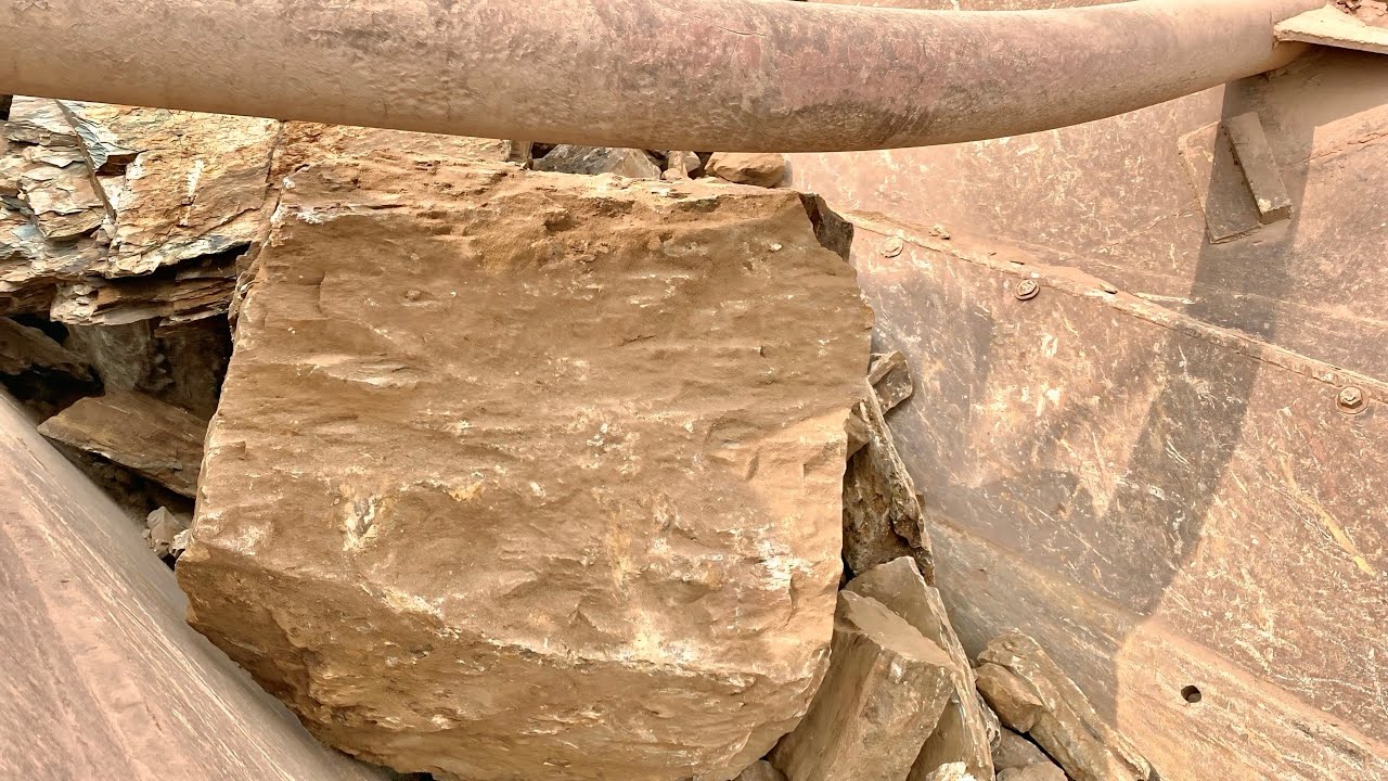 Biggest Rock 🪨 Jam ! Playing With Giant Rocks 🪨 ASMR Rocks Quary CRUSHING Primary 👺