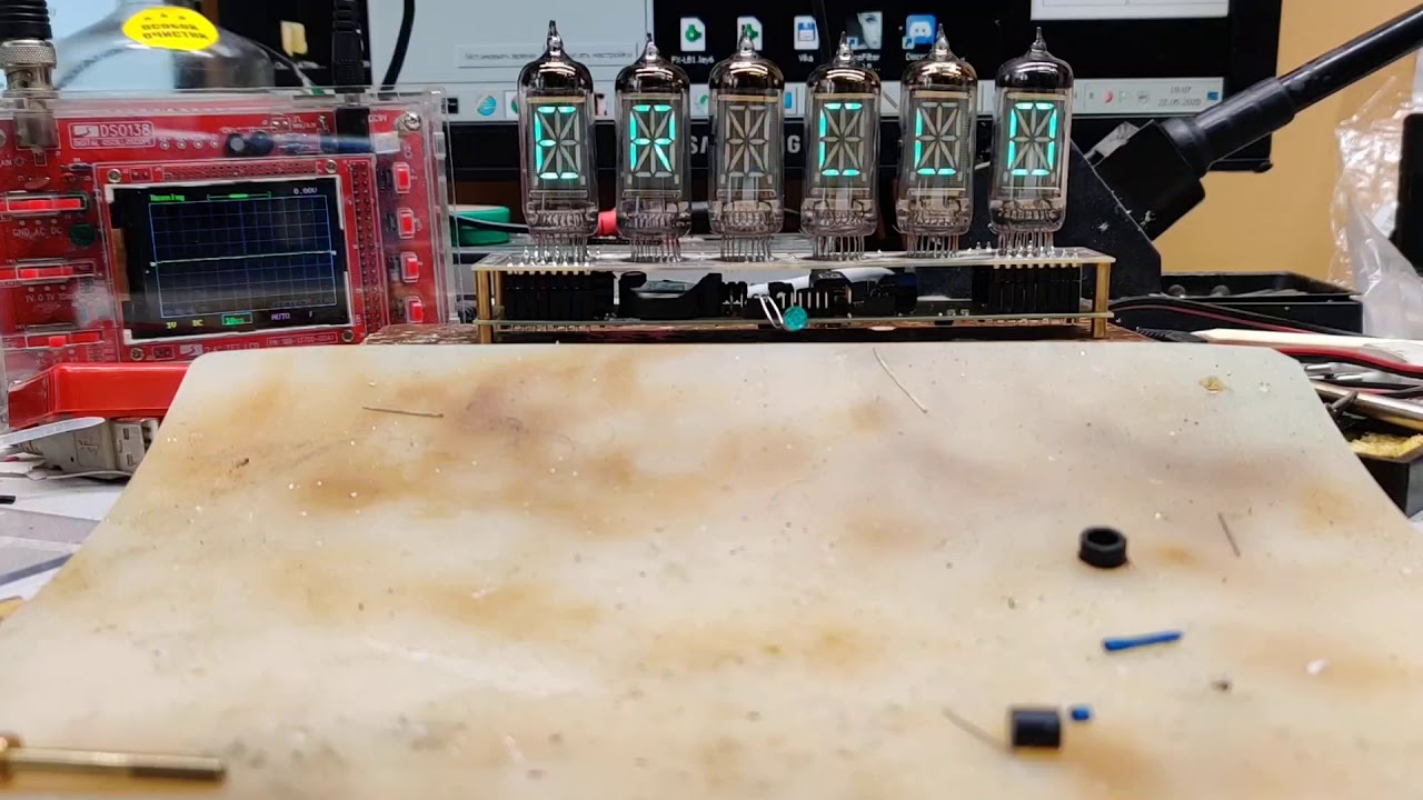 Часики SuperClock VFD WR Edition первый запуск.