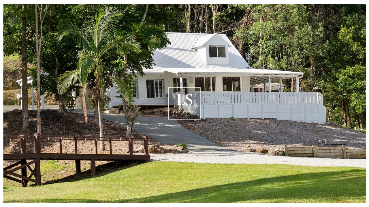 A Storybook Country Estate - 5 Brady Place, North Tumbulgum, Northern Rivers NSW 2490
