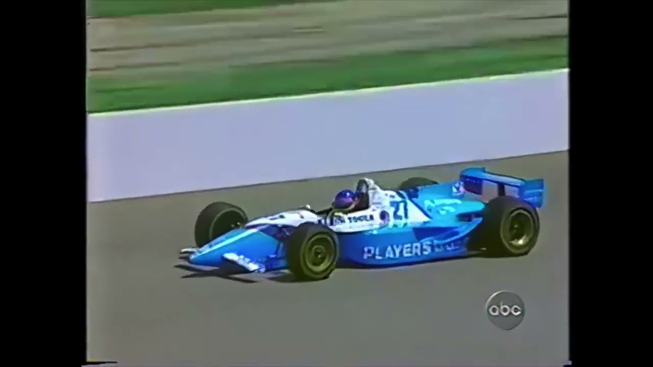 Jacques Villeneuve wins the 