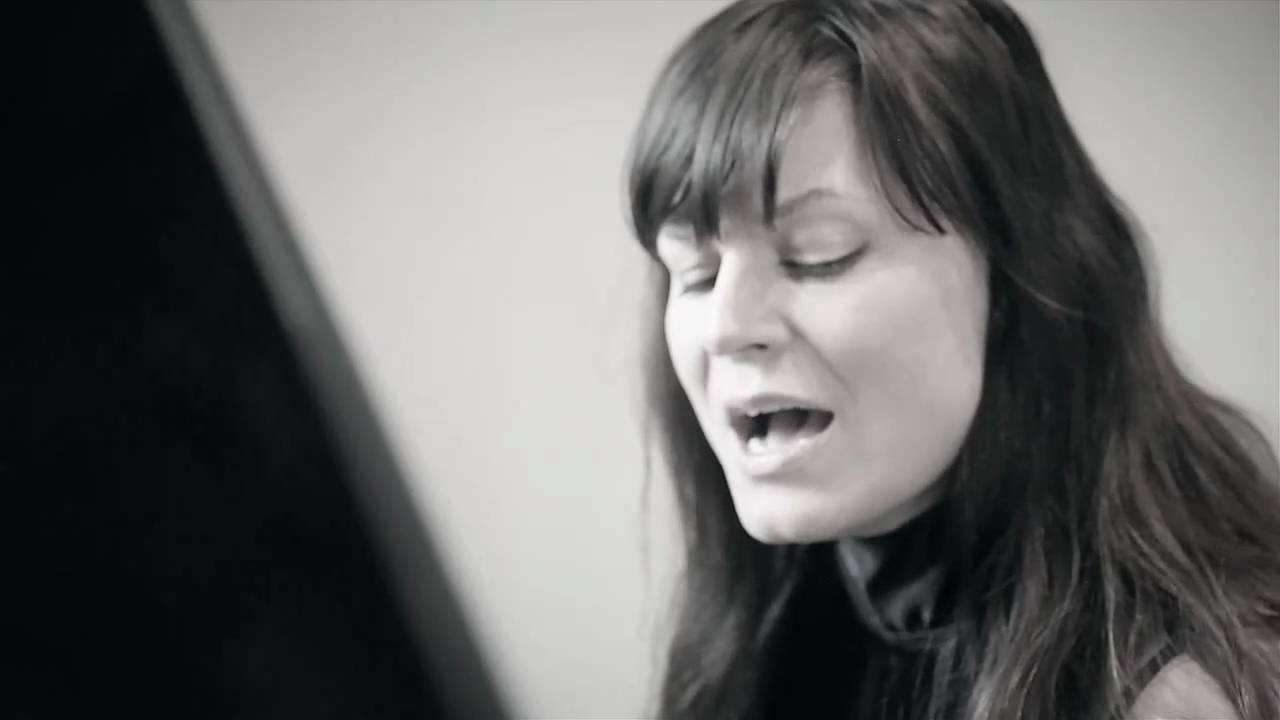 HibOO d'Live : Rebekka Karijord 'Wear it like a crown'