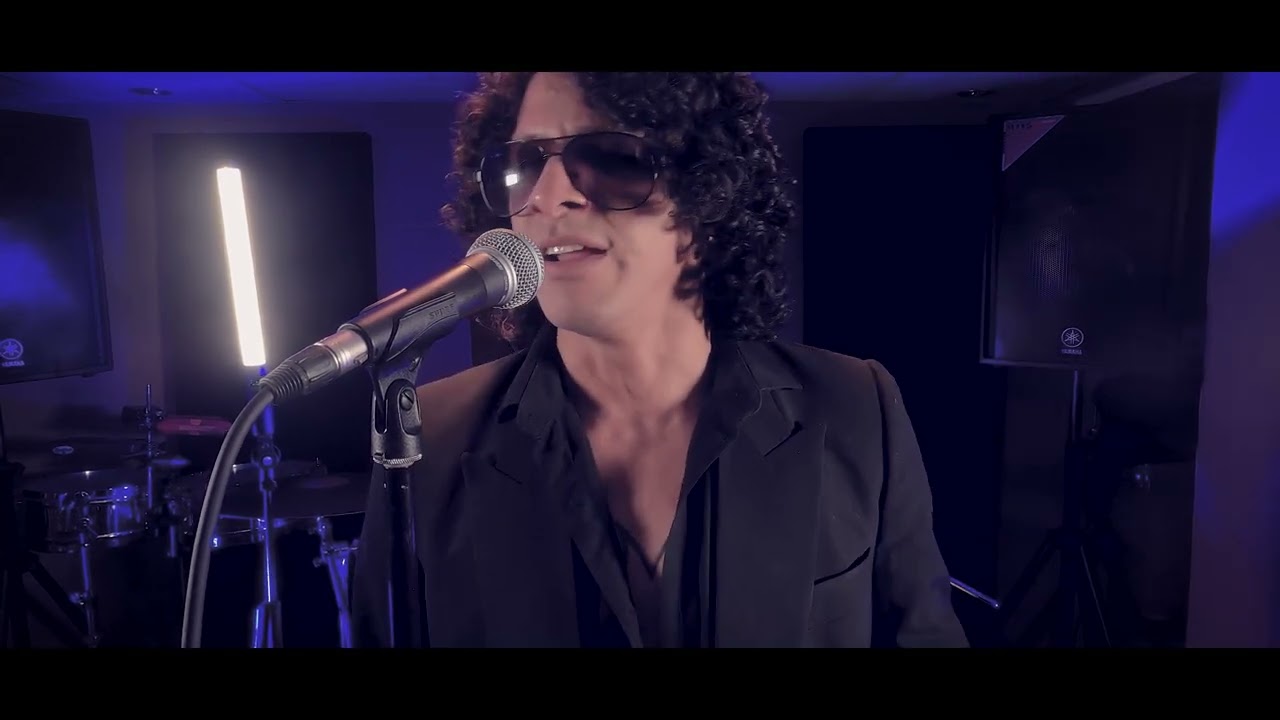 Enrique Bunbury - La constante   Live session Manuel Adrianzén