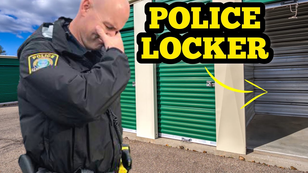 COP POLICE LOCKER  / I Bought An Abandoned Storage Unit / Storage Wars