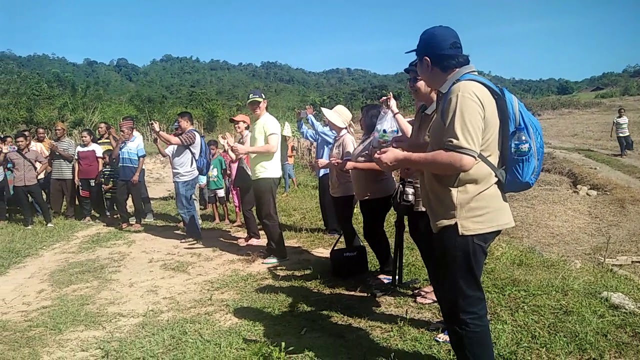 Tarian tiba meka, retret agung di stasi Molot Kondo.