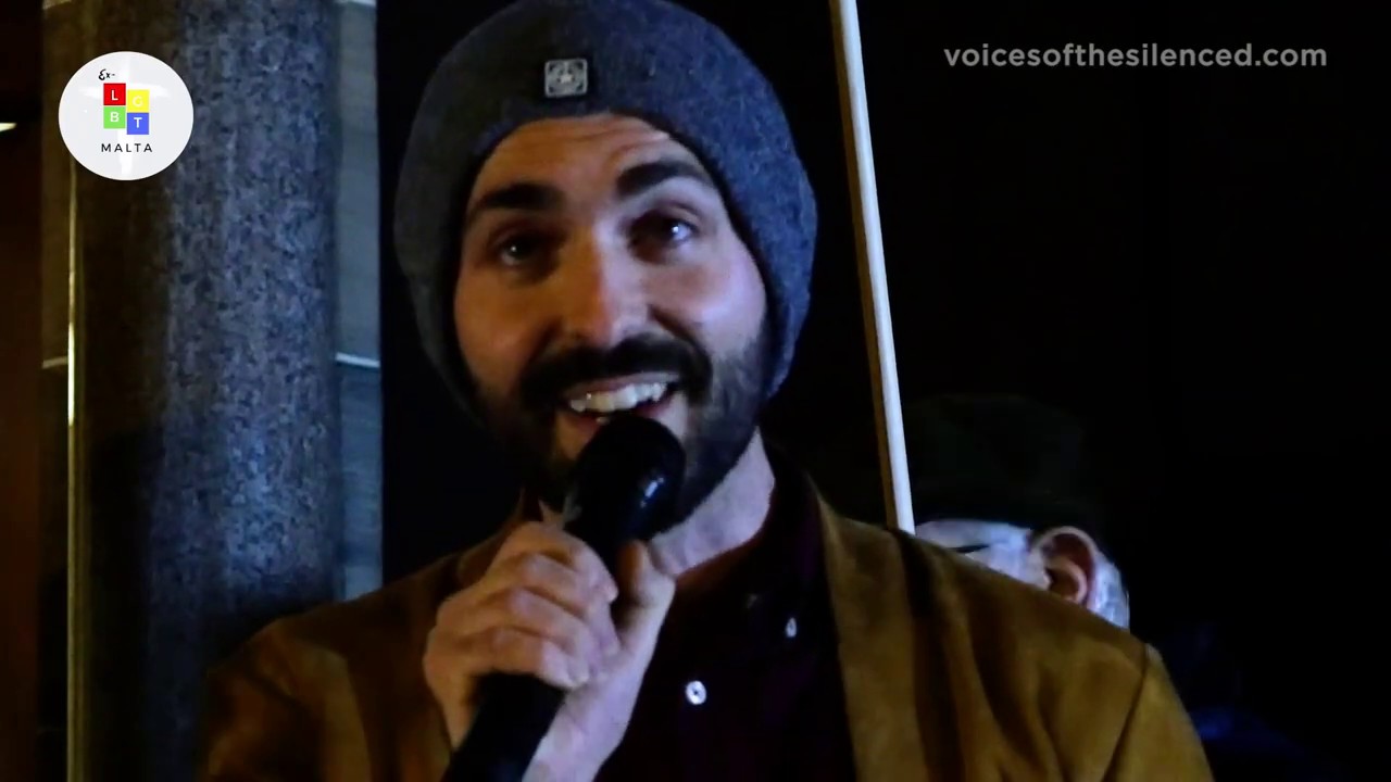 Christians share the Love of Christ with LGBT Protesters on Valentine's Day