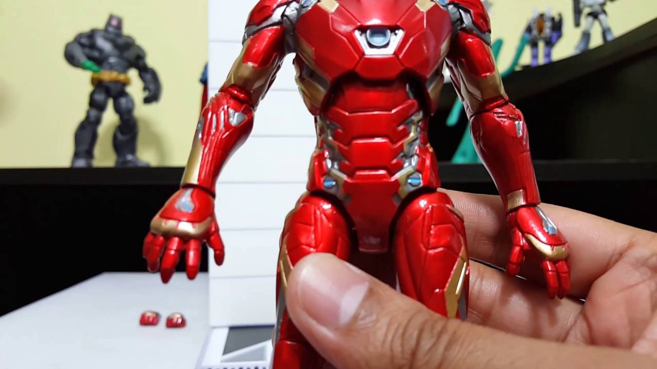 Marvel Select Civil War Iron Man Mark 46 action figure review