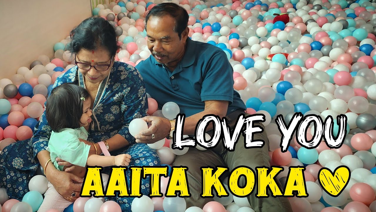 Love you Aaita Koka #playtime #grandparents #oberoimall 