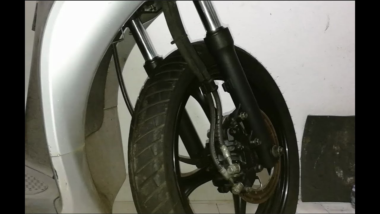 revisione forcella Suzuki sixteen 150