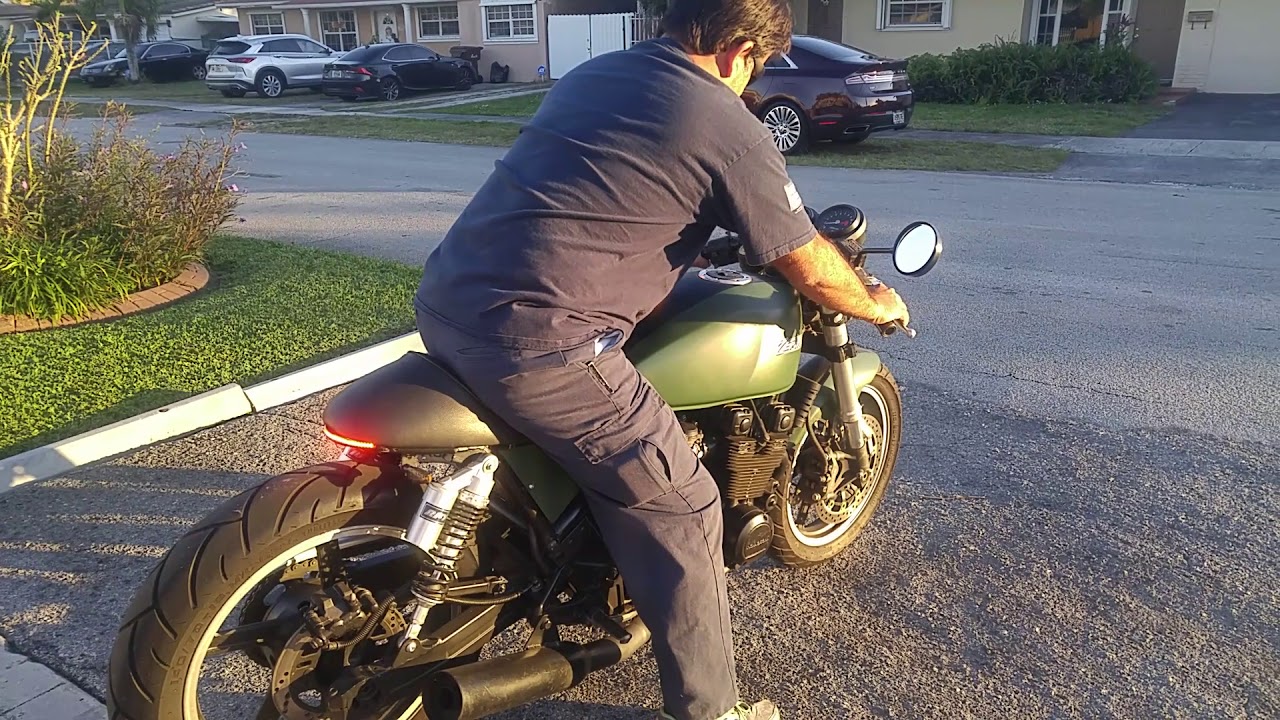 1990 Kawasaki ZR550B Cafe Racer