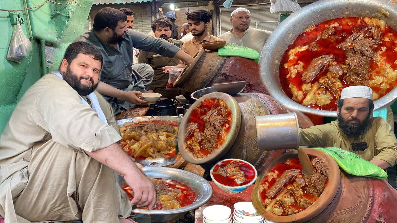 DELICIOUS PESHAWARI DESI NASHTA ! 200 Kg Shiekh Siri Paye | Head and Legs Fry |Pakistani Street Food