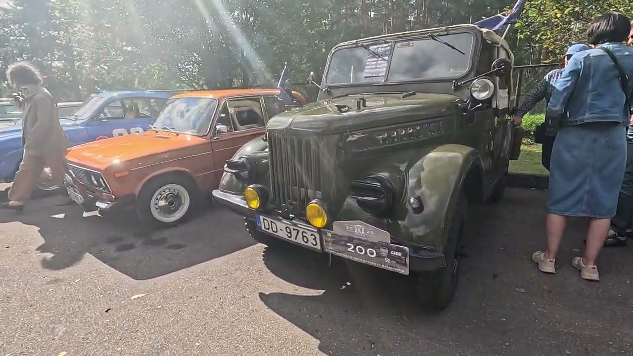 Rīga Retro 2025 Auto apskats  pie Rīgas Motormuzeja