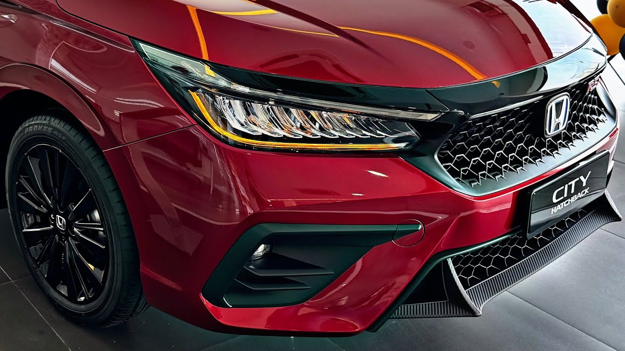 (2024) The New Honda City 1.5L e:HEV RS Hatchback - exterior and interior details