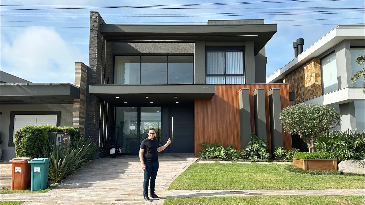 SOBRADO DE ALTO PADRÃO A VENDA NO CAPÃO ILHAS RESORT, MOBILIADO E DECORADO COM 4 SUÍTES E BOM GOSTO!