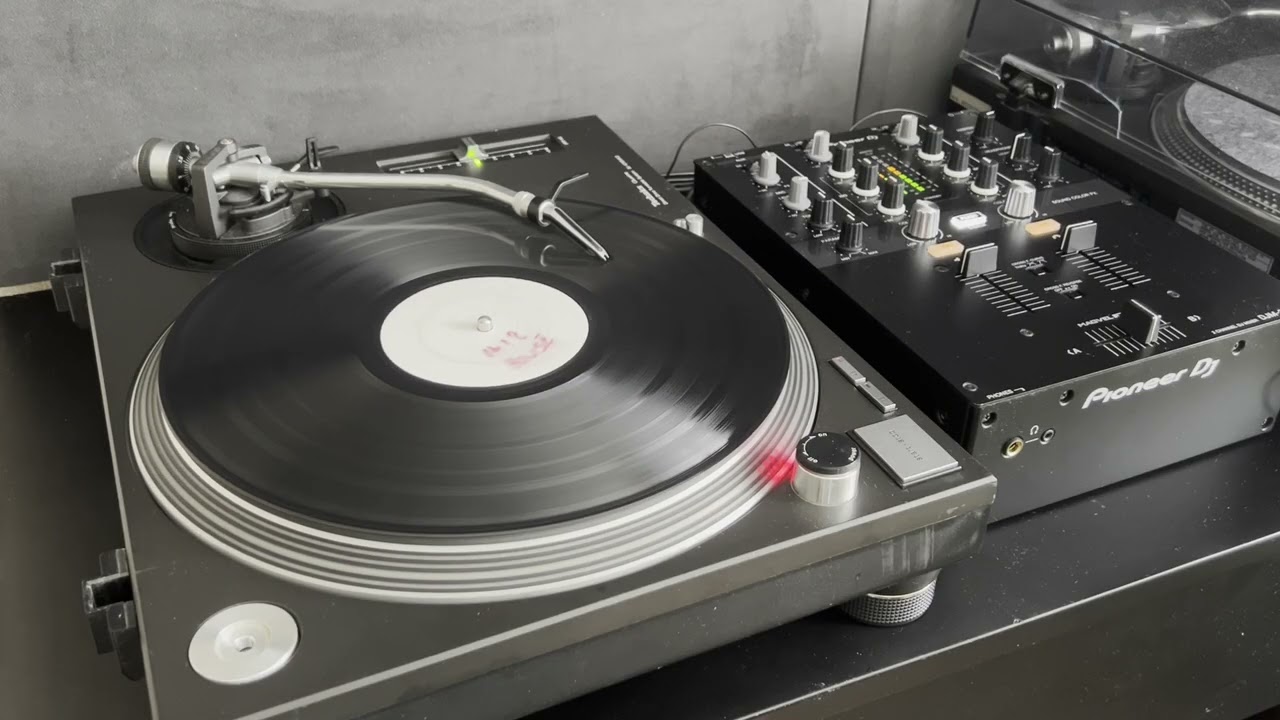 R.E.Light Orchestra - For Your Love (Live Mix) [vinyl rip] [2002]