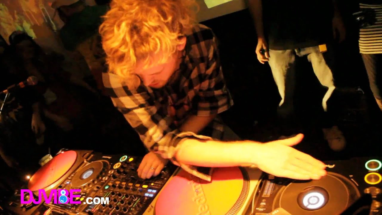 RUSKO LIVE DUBSTEP 2010 - PART 2