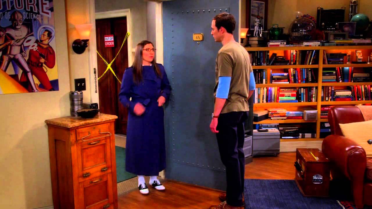 The Big Bang Theory - Amy in a Schoolgirl Outfit S07E21 [HD]