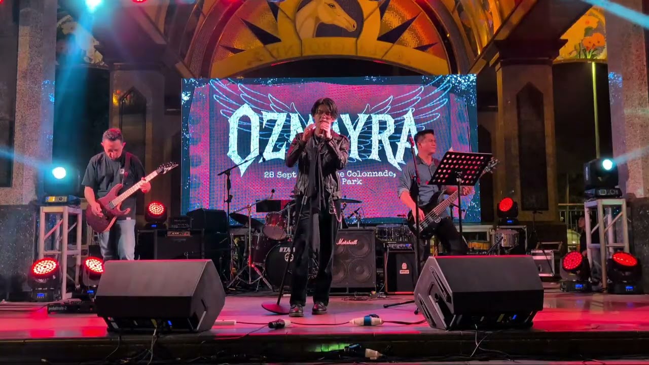 Ozmayra ft Edry Ziqry Live at JP Colonnade (Sinar cover)