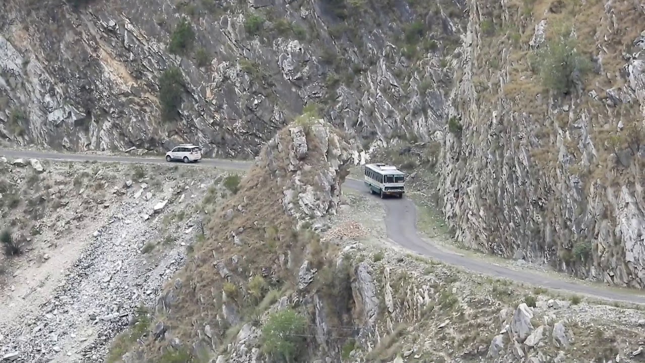 Dangerous Road || Himachal Pradesh, India