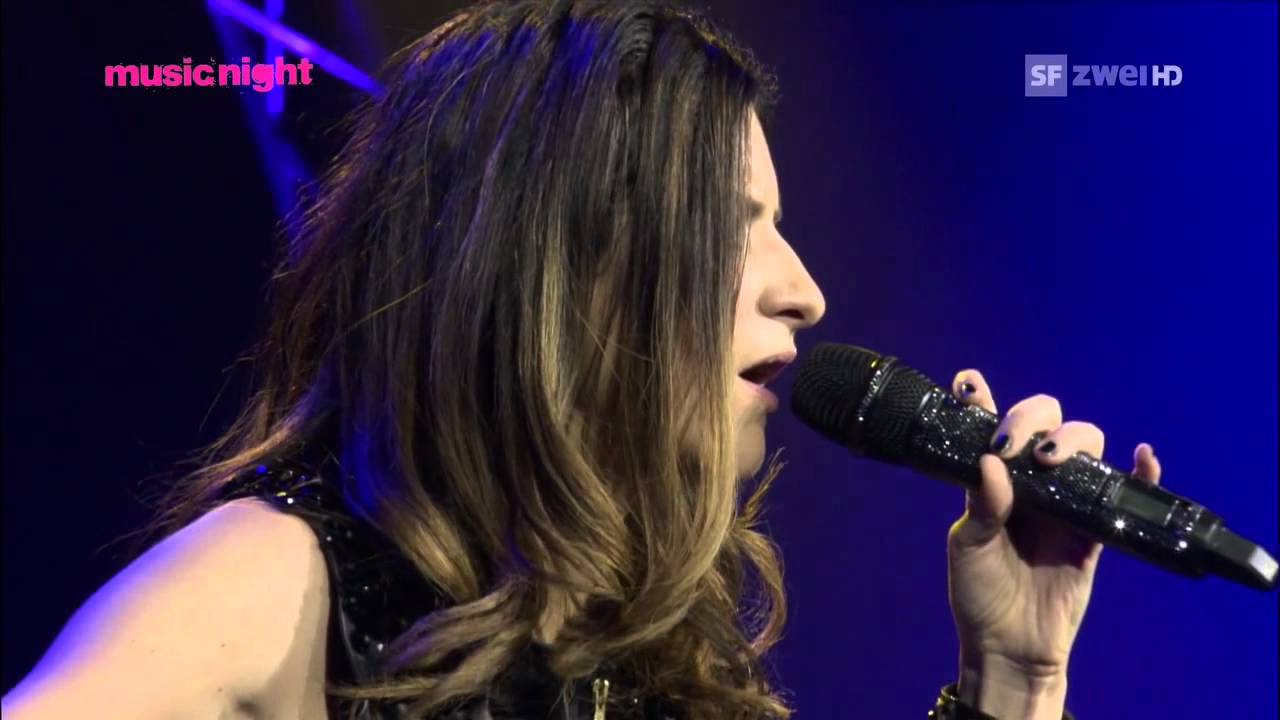 Laura Pausini - Vivimi AVO SESSION BASEL HD