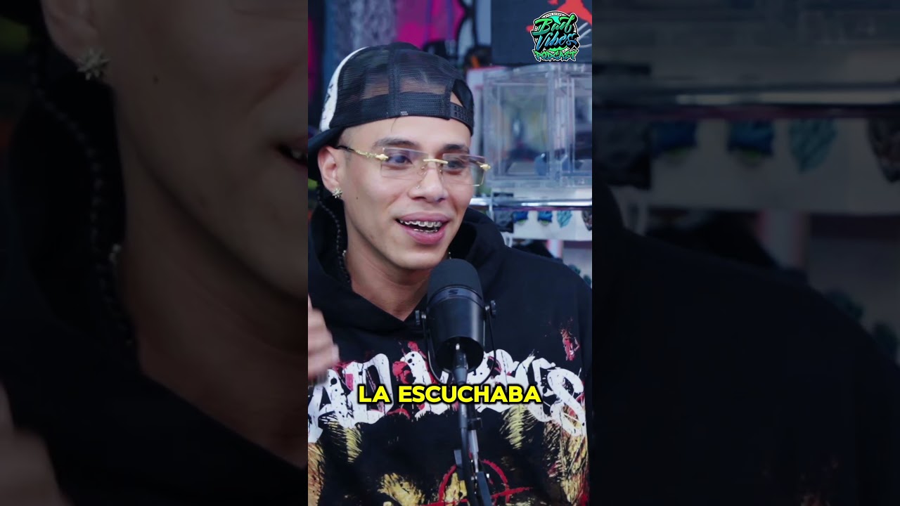 GRABE CON MICROFONO DE BARBIE 🎤 @novatoelflow #shots