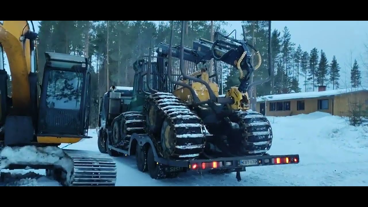Toas Timperjakkia Viijään - Sisu E11 8x2 M11 Cummins Loaded With Timberjack 810B