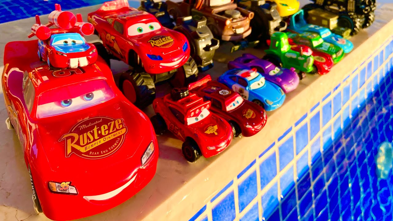 Disney Pixar Cars toys Review | Lightning McQueen, Finn McMissile, Mack, Doc Hudson,Cruz Ramirez