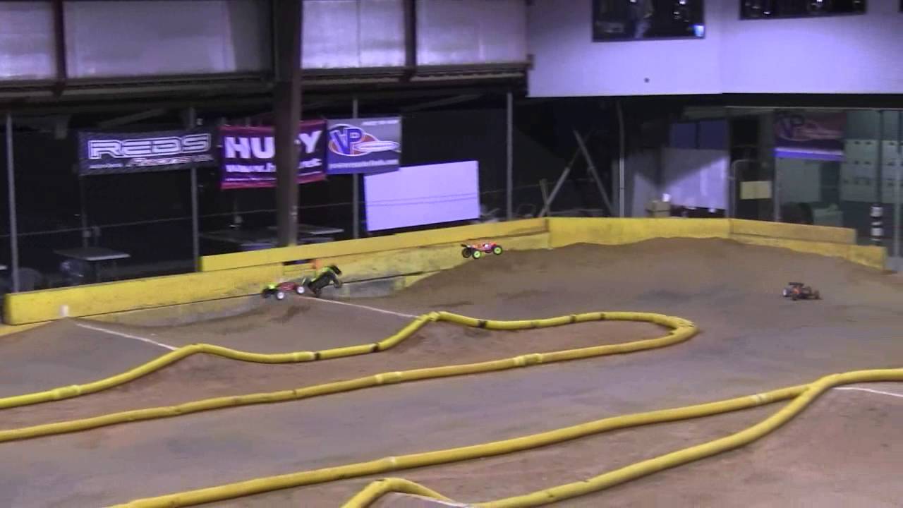 E-Truggy 10 minute A main Xray XT8 and Mugen MBX6 Truggy