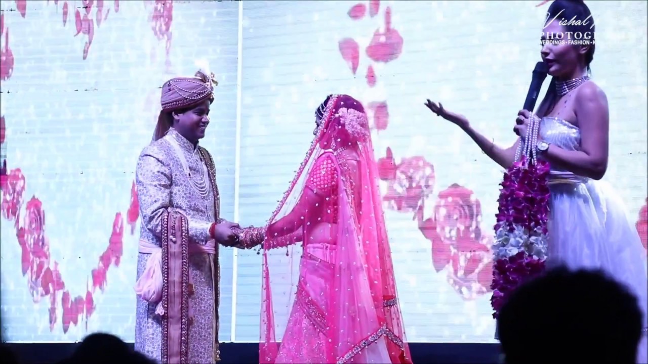Anchor Resham Bhalla Hosting Wedding Event