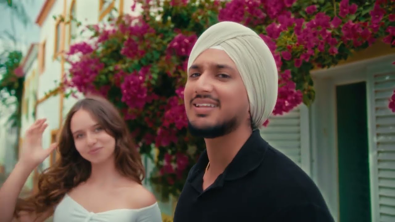 RAJ HAYRE: Panjabi Folcl&oacute;rica (Boliyan)  |  DESIFRENZY |  SHXXN | Latest Punjabi Song 2025