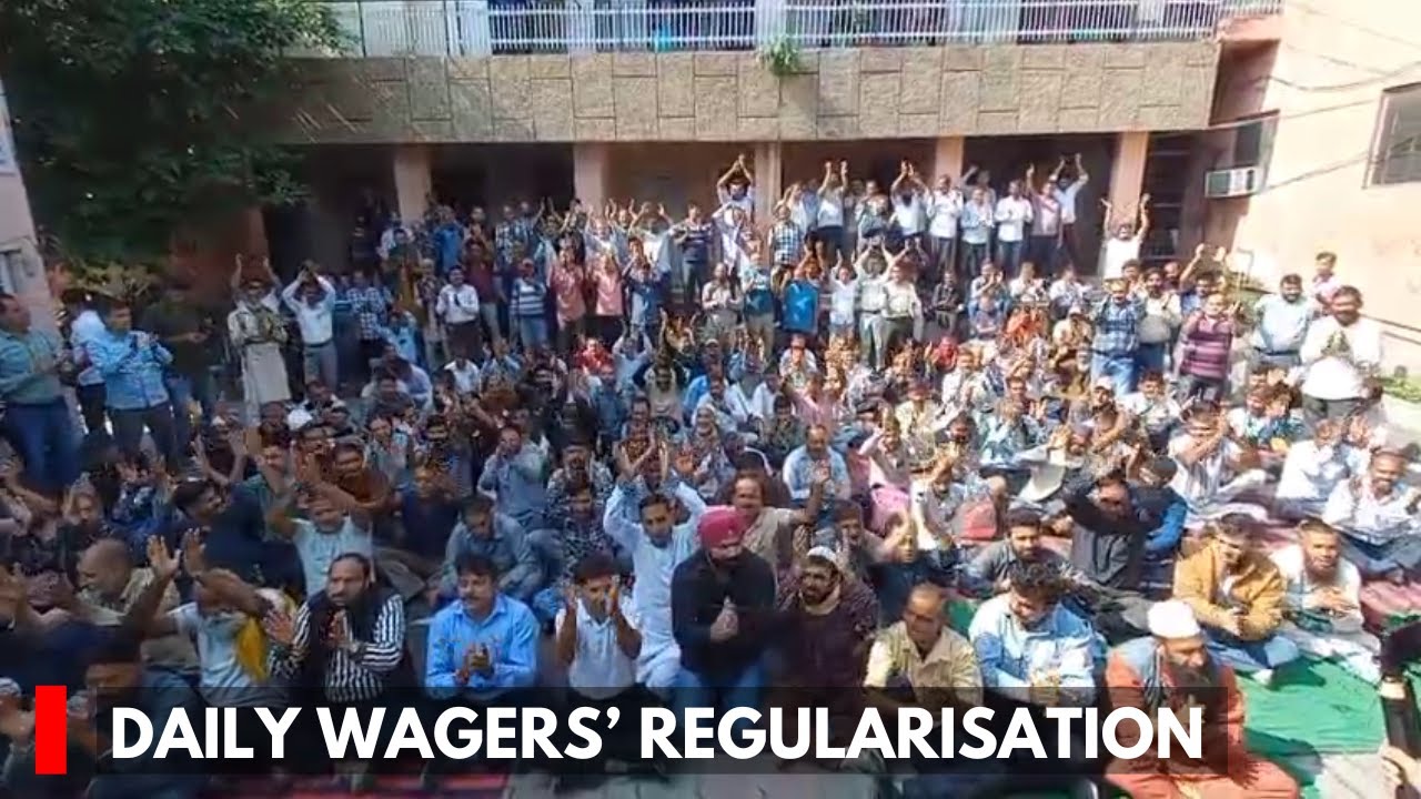 PHE Daily Wagers Demand Tabling Of Committee Report On Regularisation In Assembly
