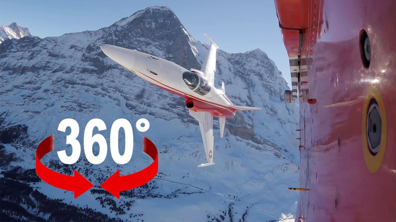 360° view: Patrouille Suisse at the 92nd Lauberhorn Races