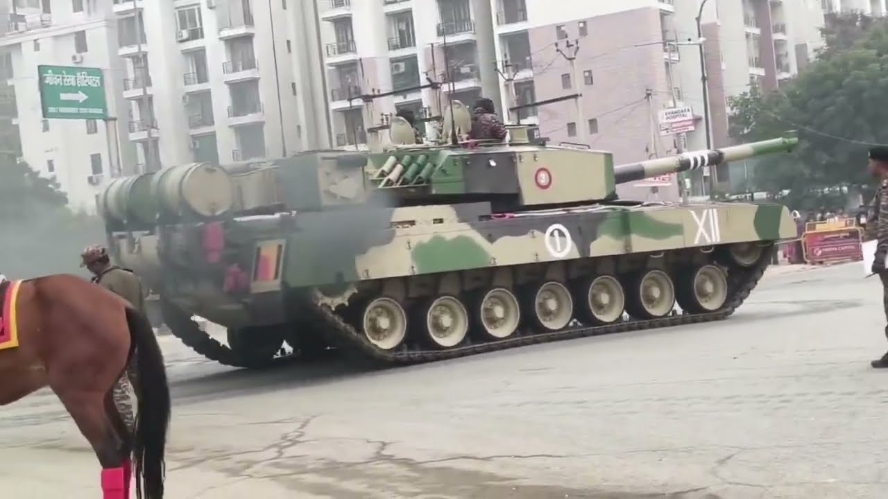 Indian Army&rsquo;s MBT Arjun Tank at Army Day Parade trials#youtubeshorts #indianarmy #army #indian #tank