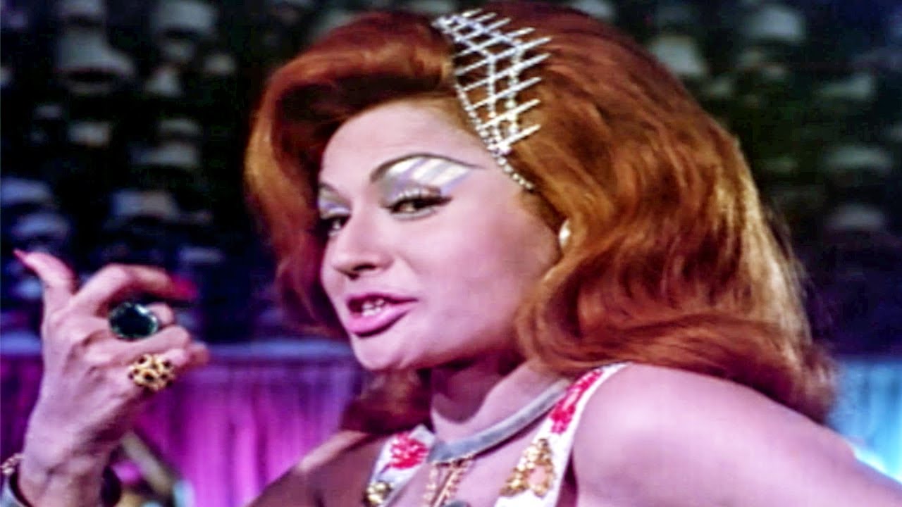 Pyar Bechti Hoon HD | Helen, Navin Nischol | Asha Bhosle | Chhalia 1973 Song