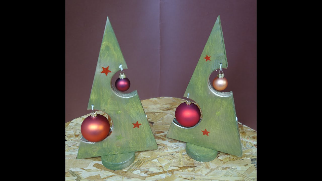 Holz-Weihnachtbaum basteln, last-minute-Geschenk. Mit Geschenkversteck.