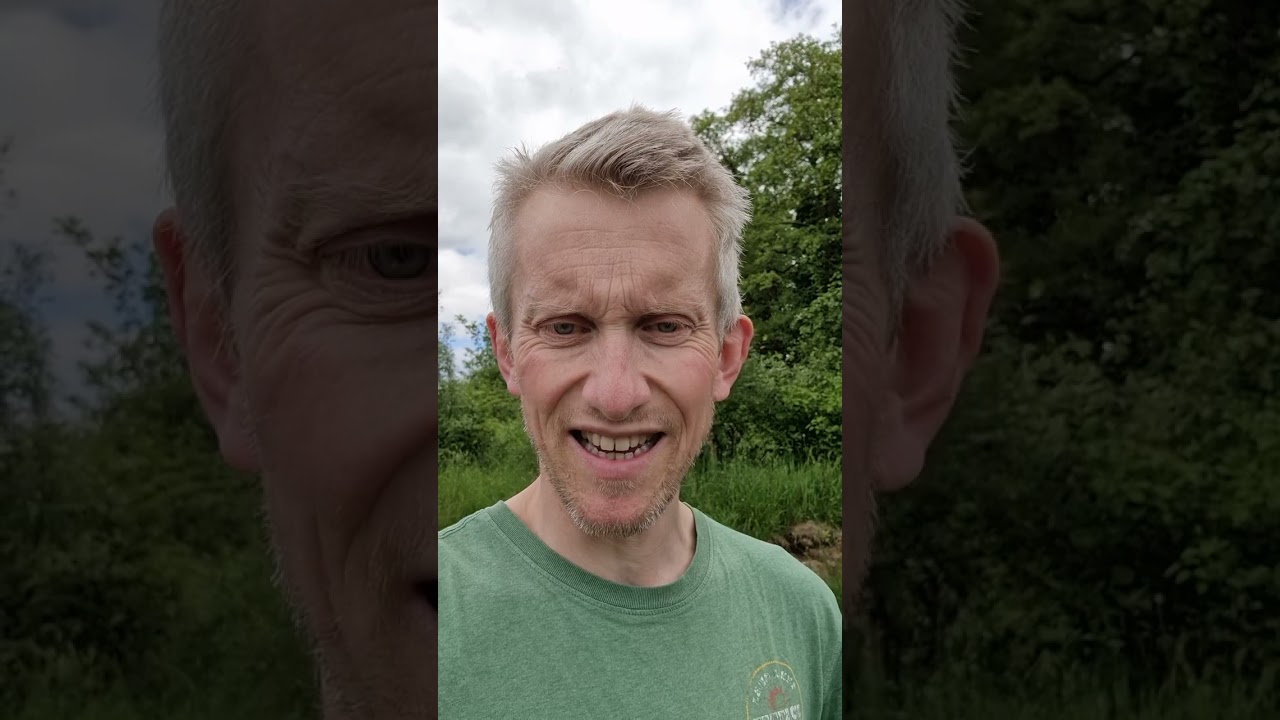 What's the difference between burnout and a breakdown? - Mental Health - #Shorts - 230
