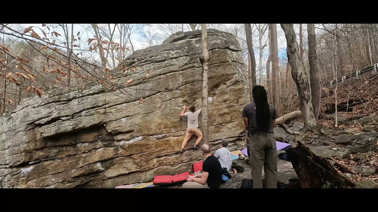 Slitty Titty Traverse (V4), (Matt Buczek), New River Gorge (NRG)
