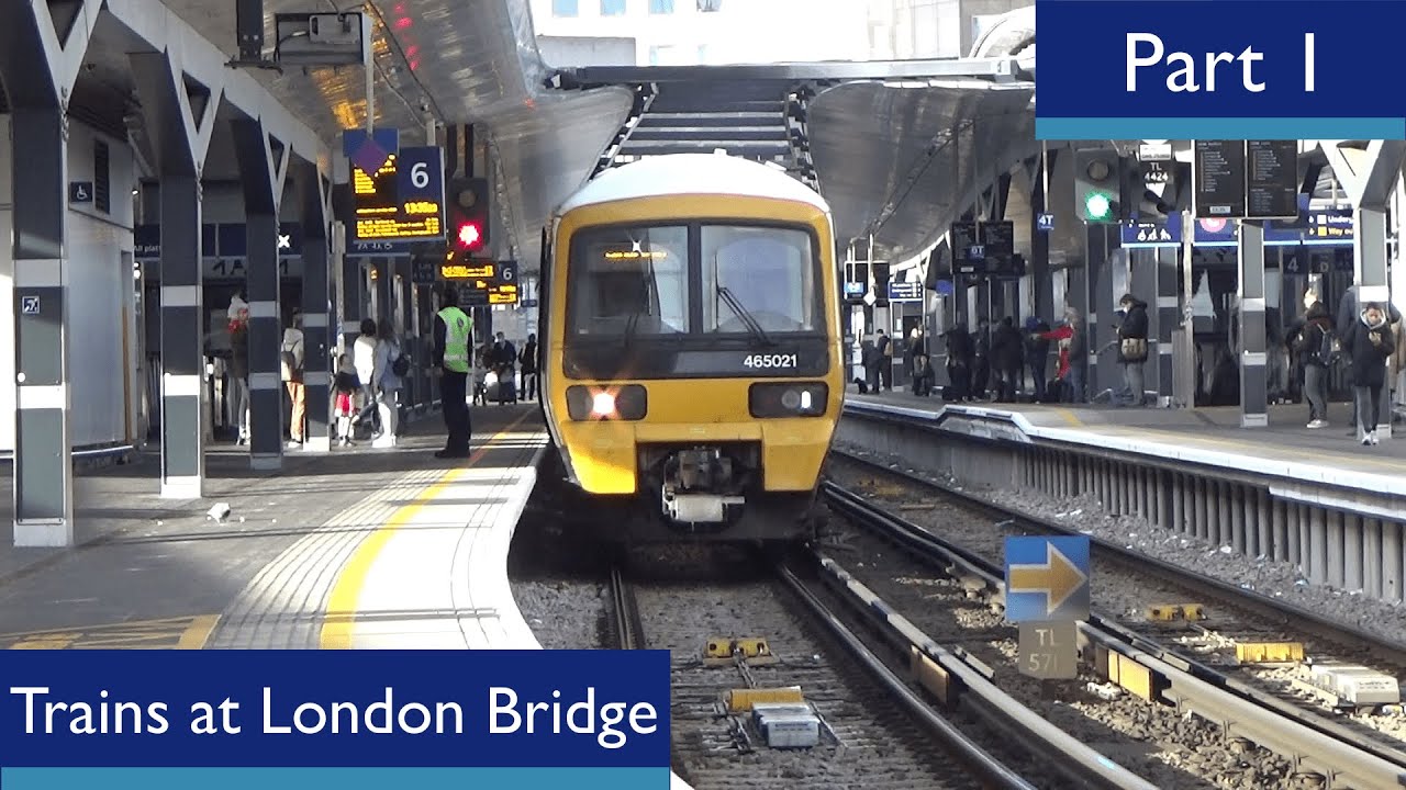 Southeastern And Thameslink Trains At London Bridge