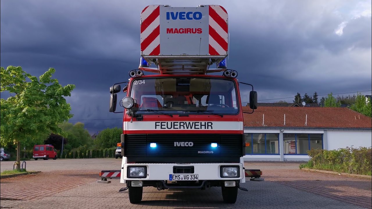 Die alte Lady wird 30 - Die Drehleiter der Freiwilligen Feuerwehr Hahnst&auml;tten