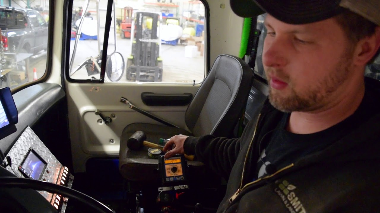 Cleaning Out a VSI Deicing Sprayer for Storage