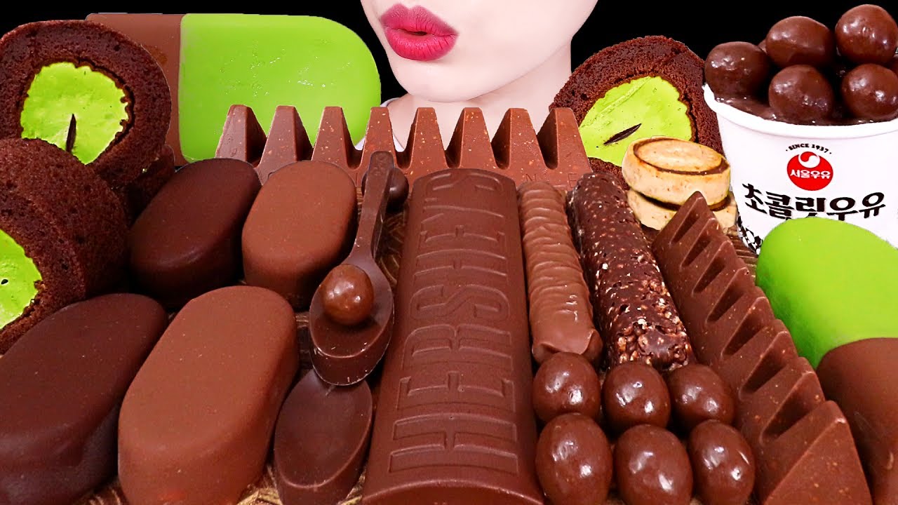 ASMR MUKBANG｜CHOCOLATE NUTELLA ICE CREAM MALTESERS CAKE EDIBLE SPOON 편의점 초코 아이스크림 누텔라 몰티져스 초코케이크 먹방