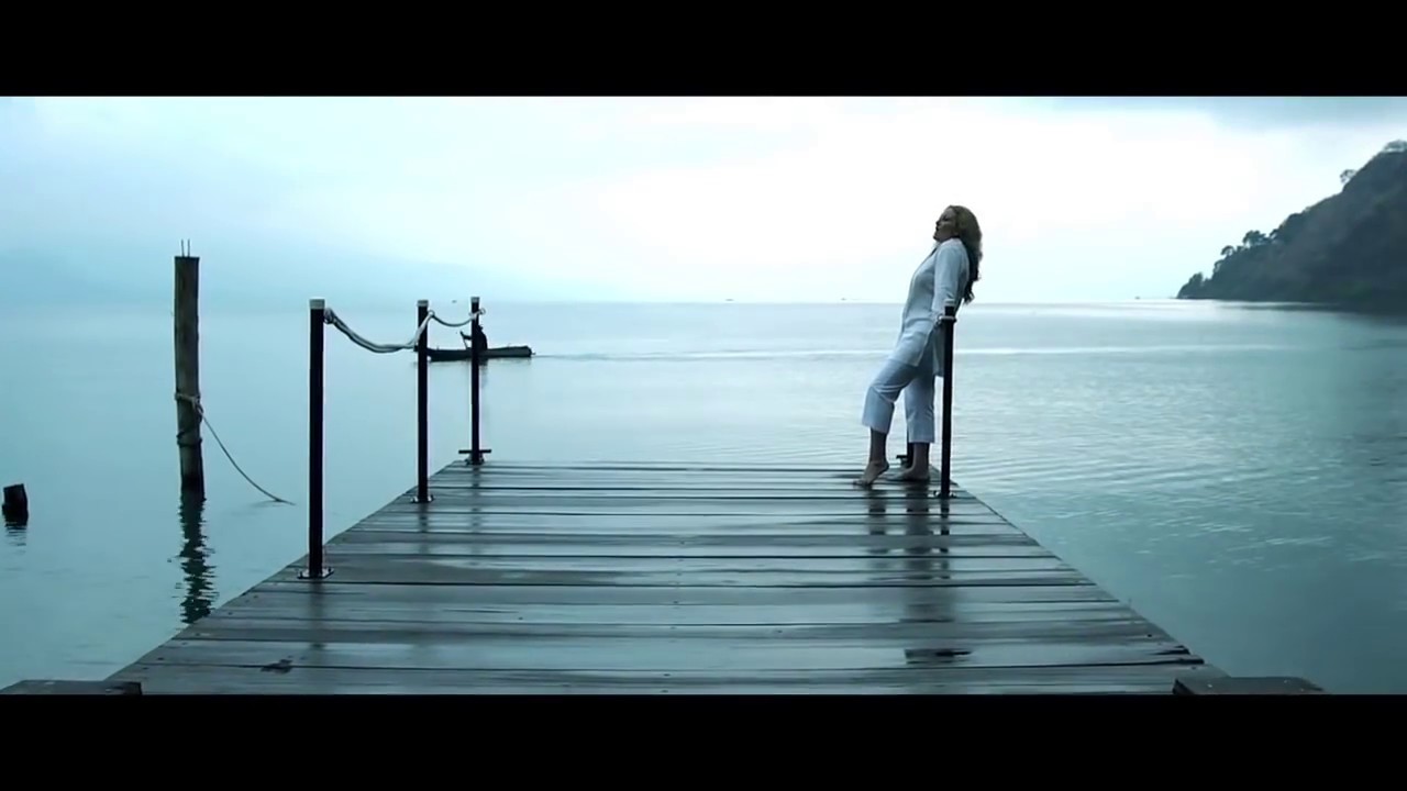 Ana Cirr&eacute; - Vida, estoy viva (Videoclip Oficial)