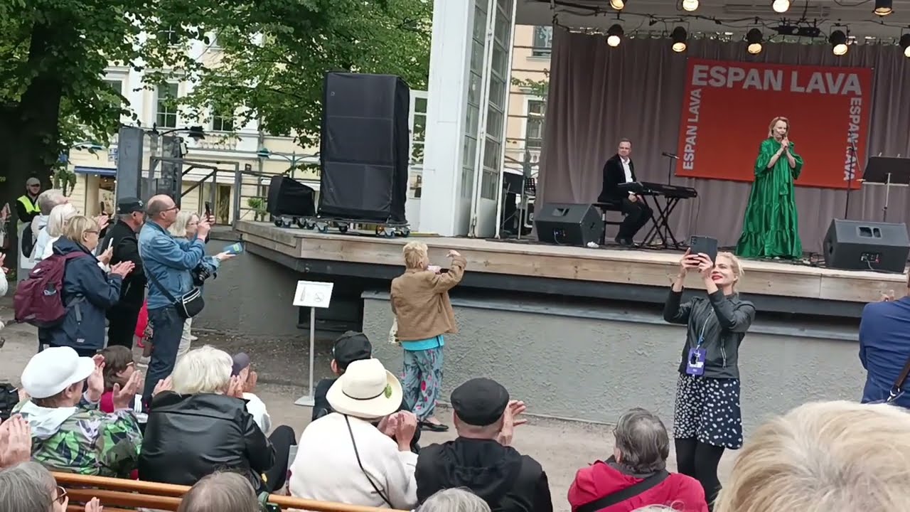 Arja Saijonmaa - Miten voin kyllin kiittää - Espan lava, Helsinki, 19.6.2024
