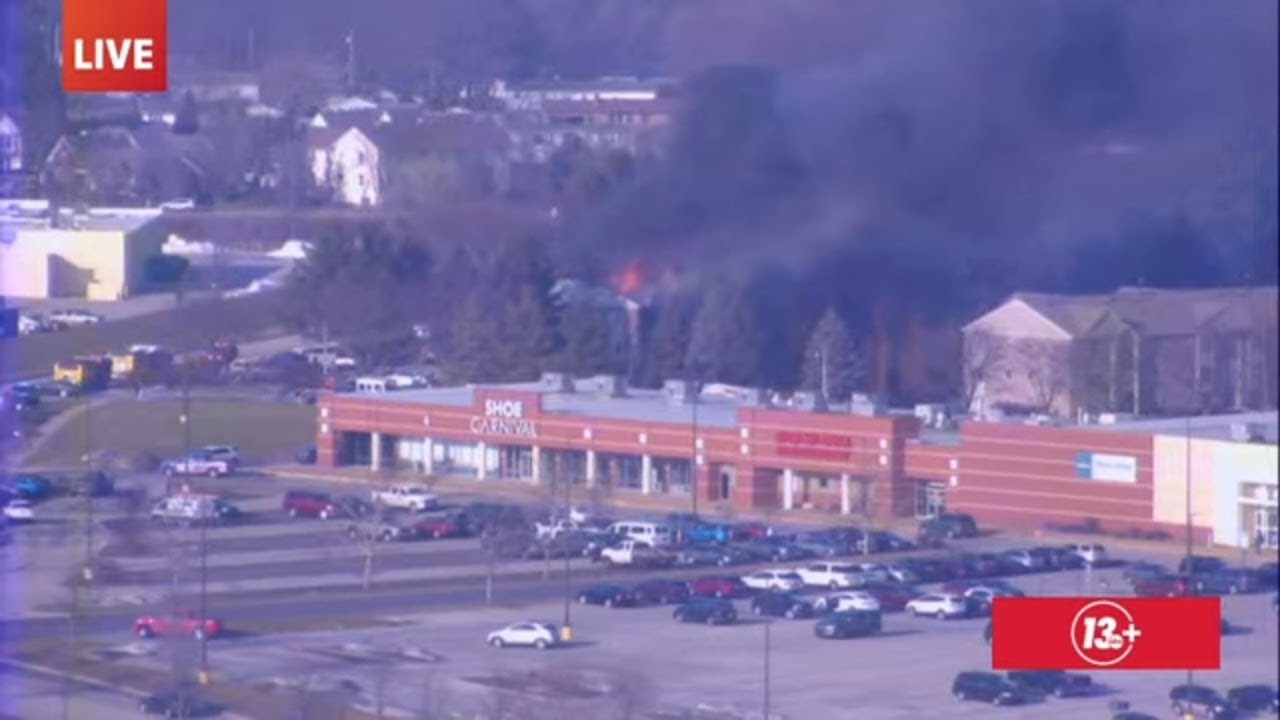 Huge fire at Green Ridge Apartments in Walker